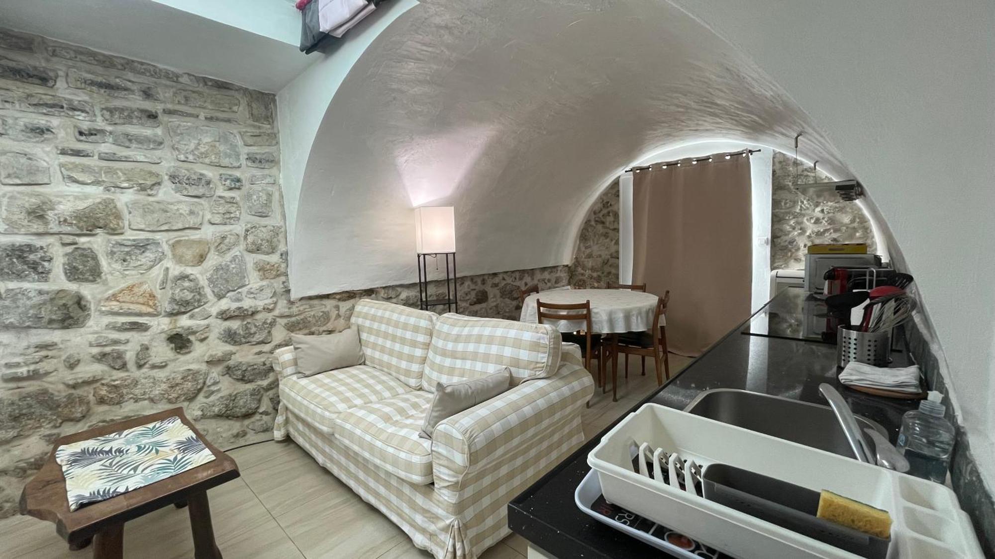 Le Doolie'S Biarritz - Panglao Garden Wifi Tv Bbq Apartment ภายนอก รูปภาพ